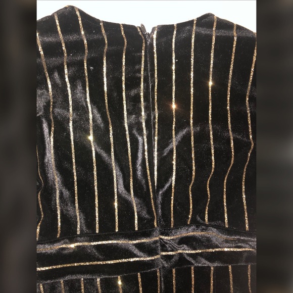 Black dress with gold stripes - Picture 6 of 6